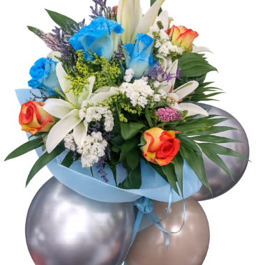Μπουκέτο με Μπλε Τριαντάφυλλα, Κρίνα & Πολύχρωμες Ροζέτες