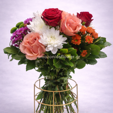 Κομψή Μικτή Ανθοδέσμη με Τριαντάφυλλα και Χρυσάνθεμα