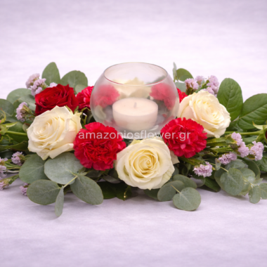 Ρομαντική Σύνθεση Λουλουδιών με Κερί