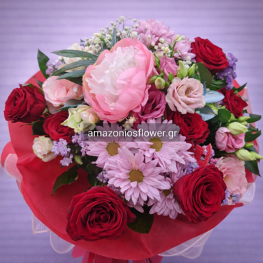 Ρομαντική Ανθοδέσμη με Παιώνια και Τριαντάφυλλα