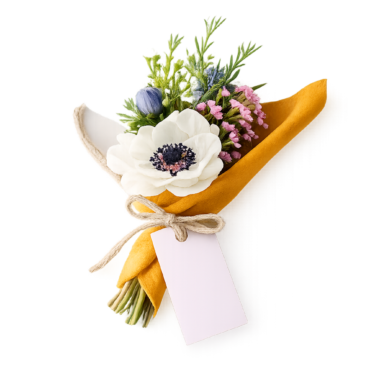 Μικρή Ανοιξιάτικη Ανθοδέσμη με Λευκό Άνθος και Μωβ Λεπτομέρειες